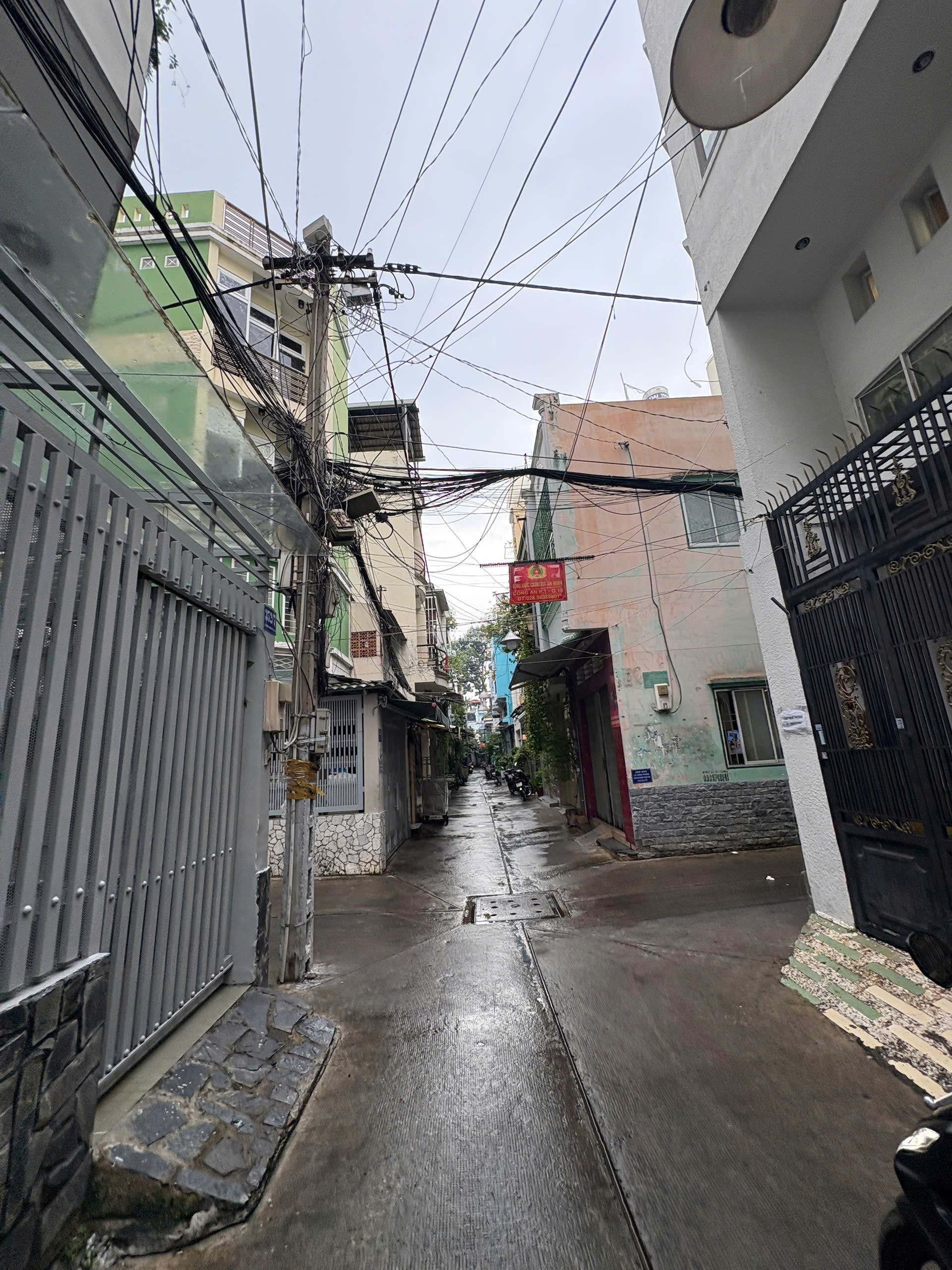 Giảm 2 tỷ - Bán nhà hẻm 3.5m đường Lê Hồng Phong quận 10