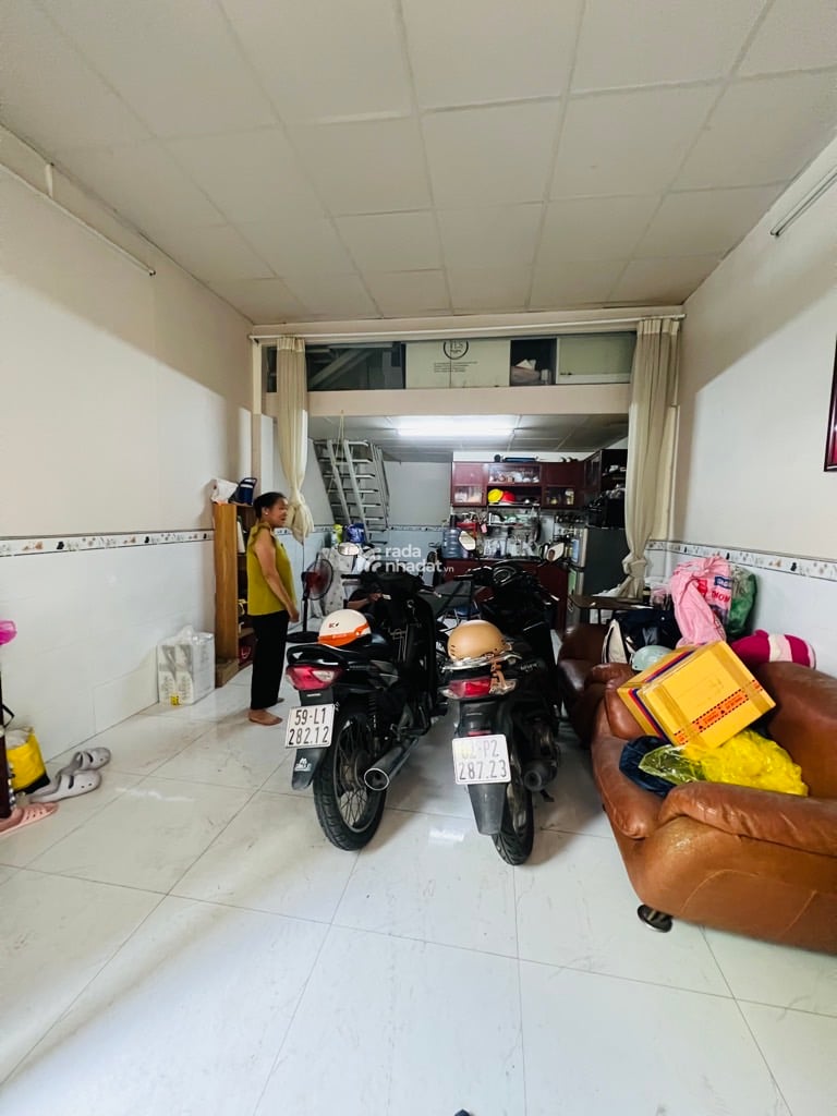 NGAY AEON MALL, SÁT HXH TÂN SƠN NHÌ, TÂN PHÚ, 42M2 HIẾM CÓ. GIẢM 550TR CHỈ 3.5T TL TỐT