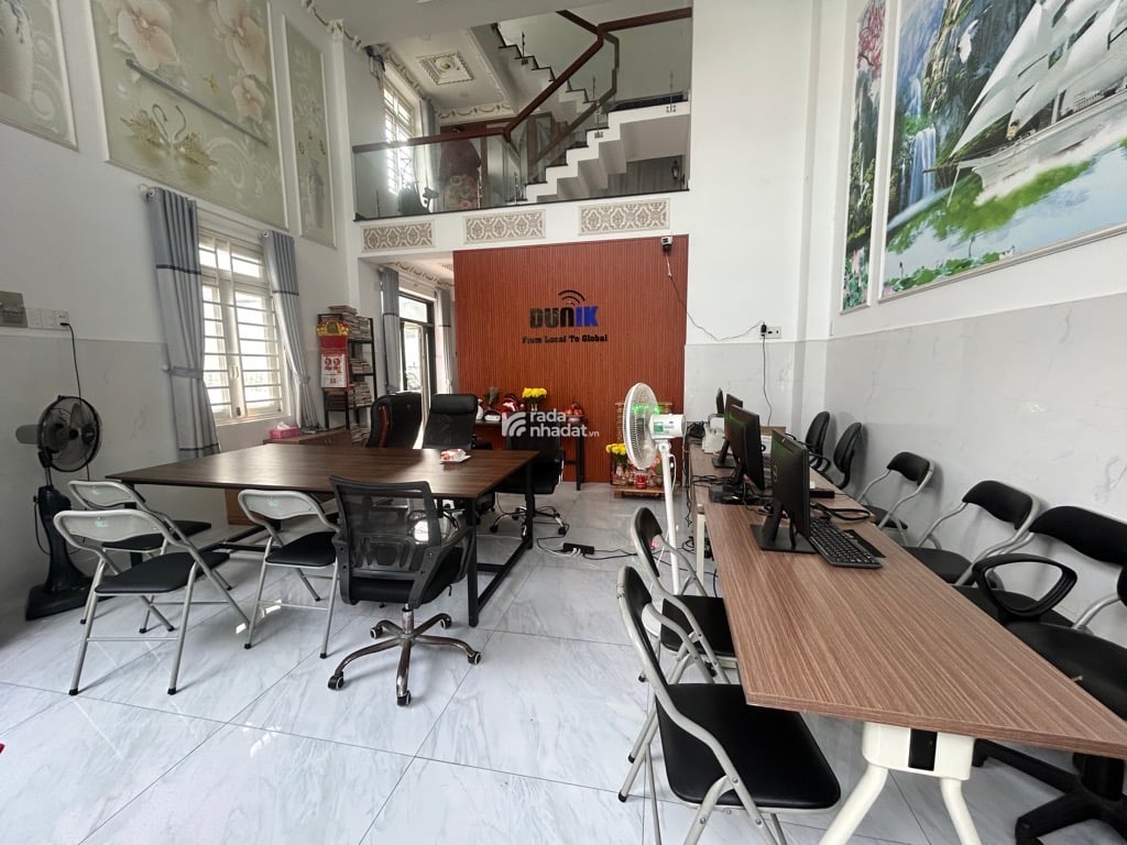 BÁN NHÀ 5 TẦNG 91M2 11.5 TỶ HẺM 10M LÔ GÓC KINH DOANH NGAY TÊN LỬA TỈNH LỘ 10  