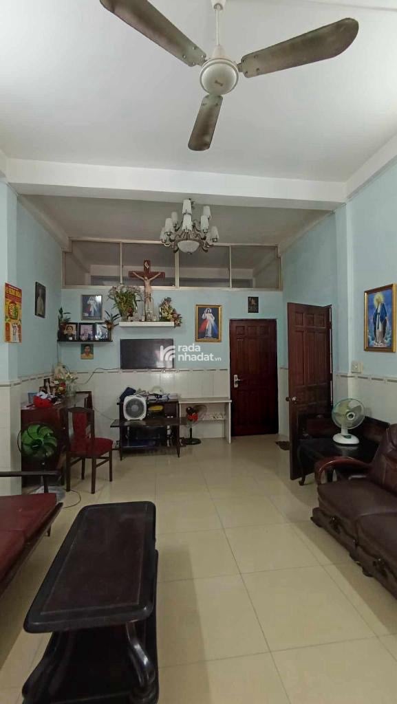 Nhà Cấp 4 – Hẻm Xe Tải – Ngang Khủng 8m – Gần Q1,Q5 – Giá tốt 