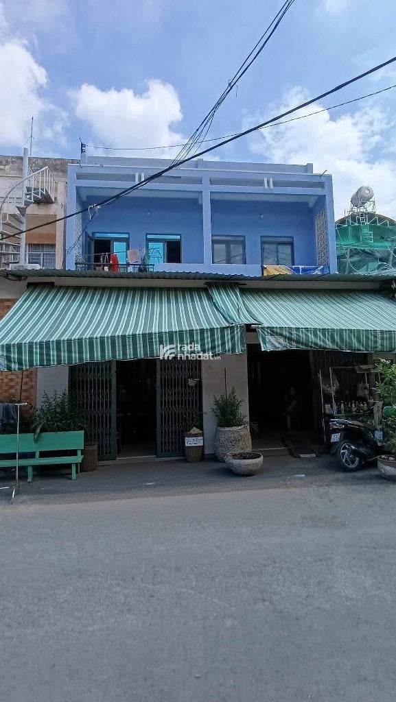 Nhà Cấp 4 – Hẻm Xe Tải – Ngang Khủng 8m – Gần Q1,Q5 – Giá tốt 