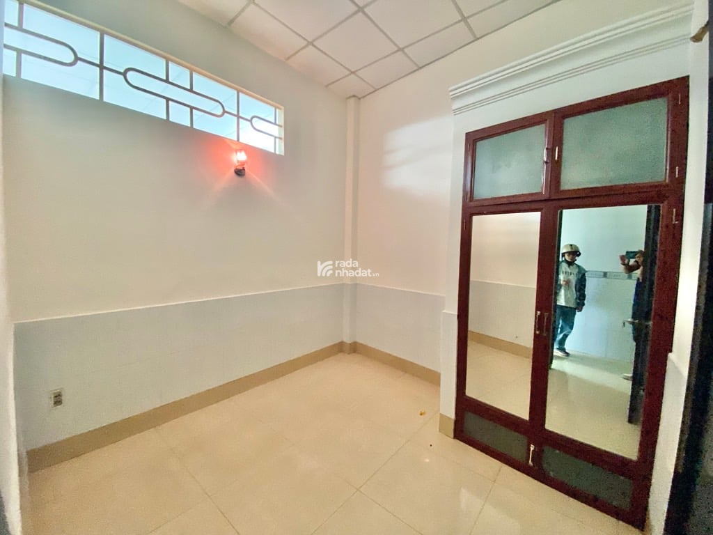 HẺM XE HƠI NGUYỄN PHÚC CHU, TÂN BÌNH, 64M2 MỚI Ở NGAY. GIẢM 350TR CHỈ CÒN 3.9T TL 