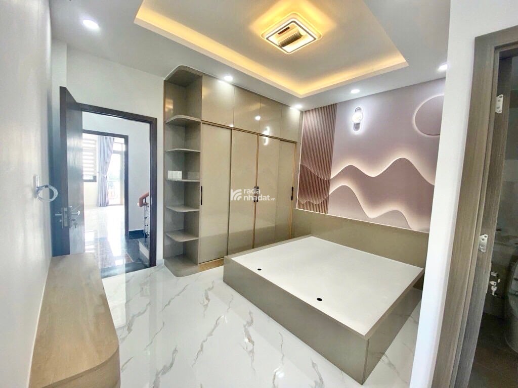MTKD đường Sinco 152m2 ngang 5.5m SHR vuông vức, đang xây mới, chủ ngộp bán gấp 13.2 tỷ TL