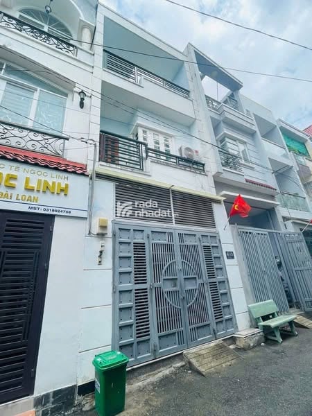 CHO THUÊ NHÀ HXH ĐƯỜNG HIỆP BÌNH,  NGAY CẦU 7 NHẠO, 1 TRỆT 2 LẦU, FULL NỘI THẤT, 13TR.