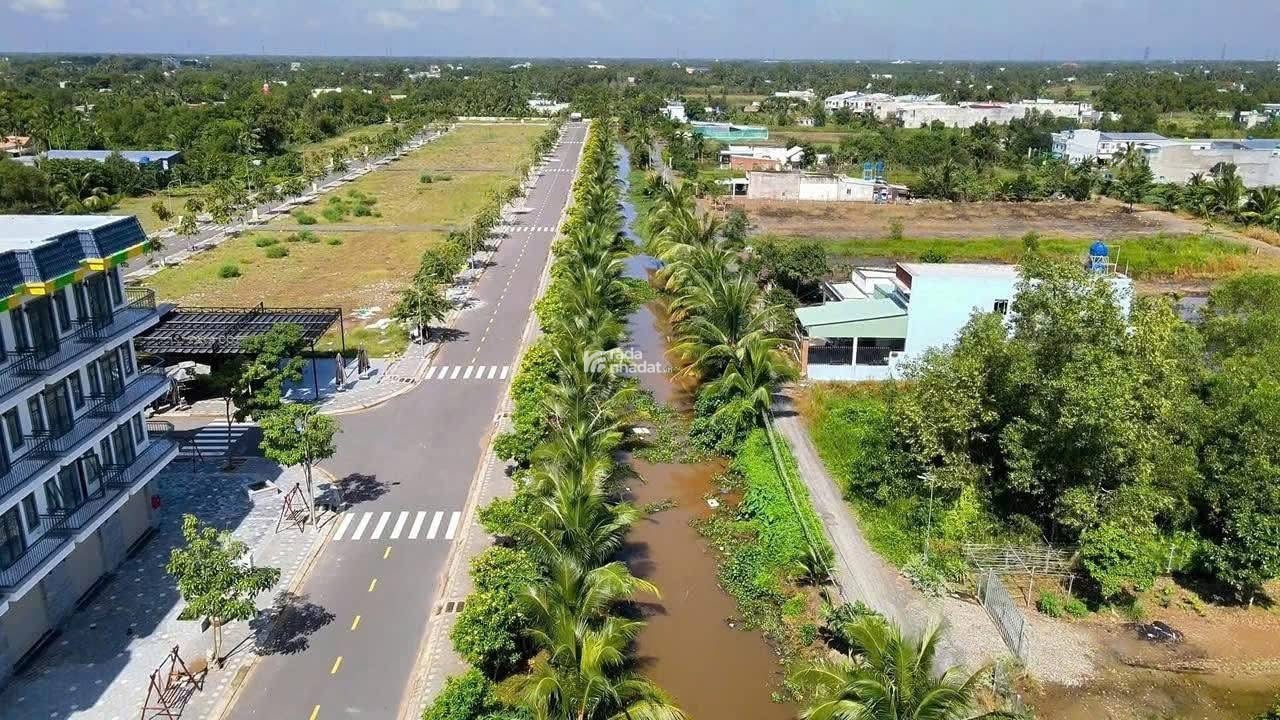 Chủ gửi bán gấp lô đất ngay trung tâm thị trấn Đức Hoà