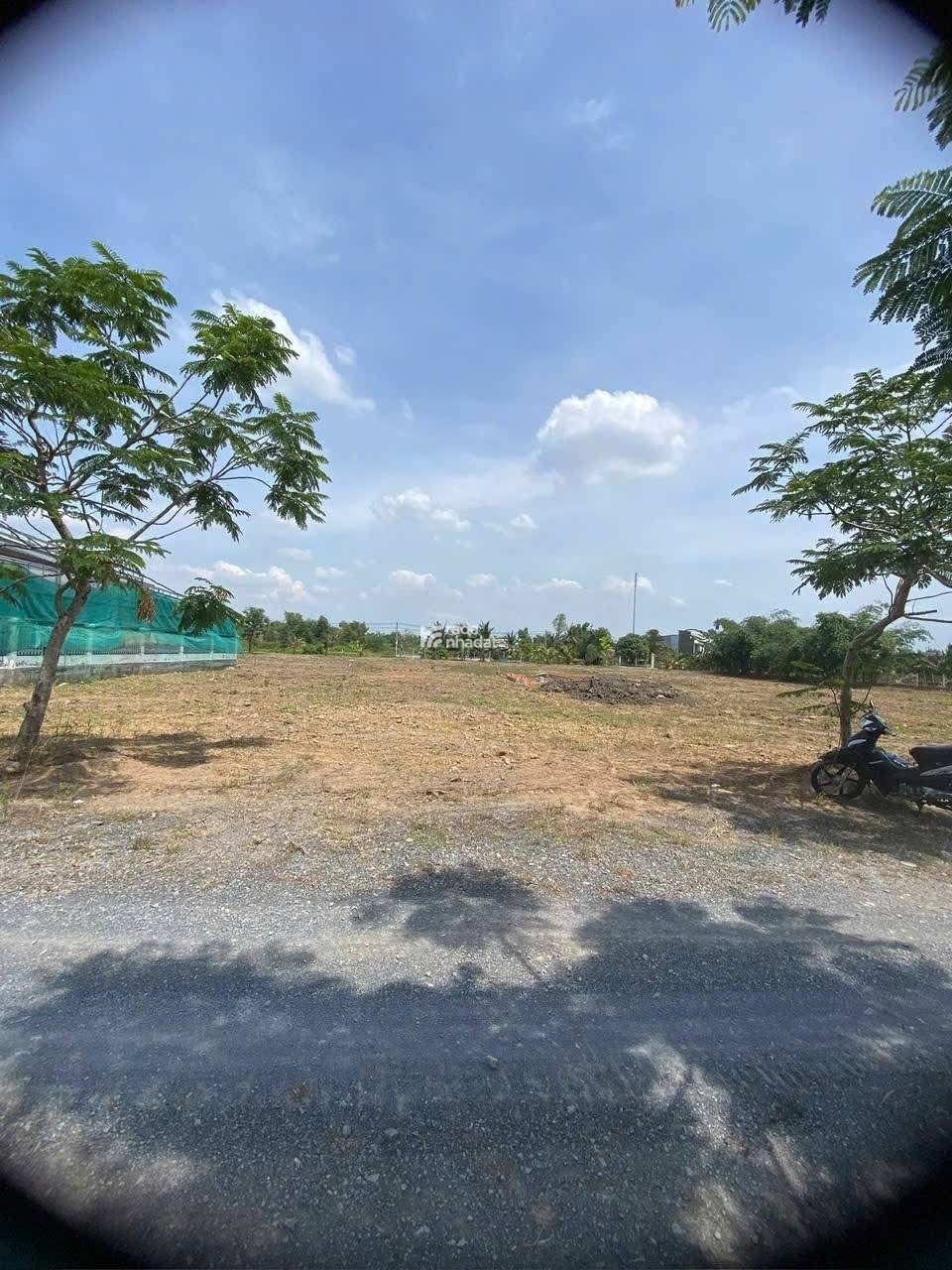 Chủ gửi bán gấp lô đất ngay trung tâm thị trấn Đức Hoà