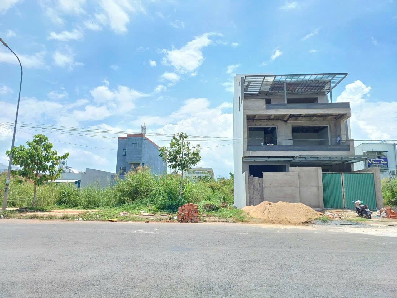 Chính chủ thương lượng ra nhanh lô 76m2 (5x15,2) Võ Văn Vân nhỉnh 3,9 tỷ