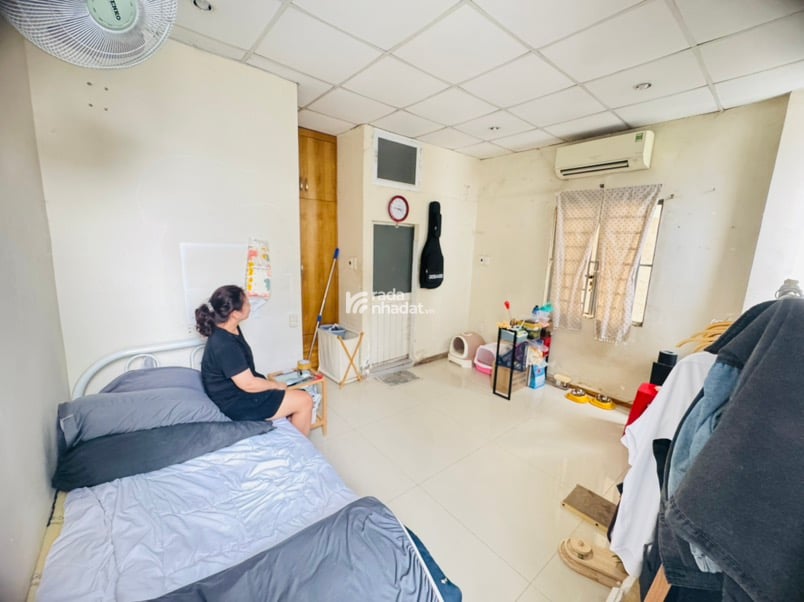 MẶT TIỀN NGAY ETOWN CỘNG HÒA, ĐỒNG XOÀI, TÂN BÌNH, CÓ KC Ở NGAY. GIẢM 350TR CHỈ 5.2T TL