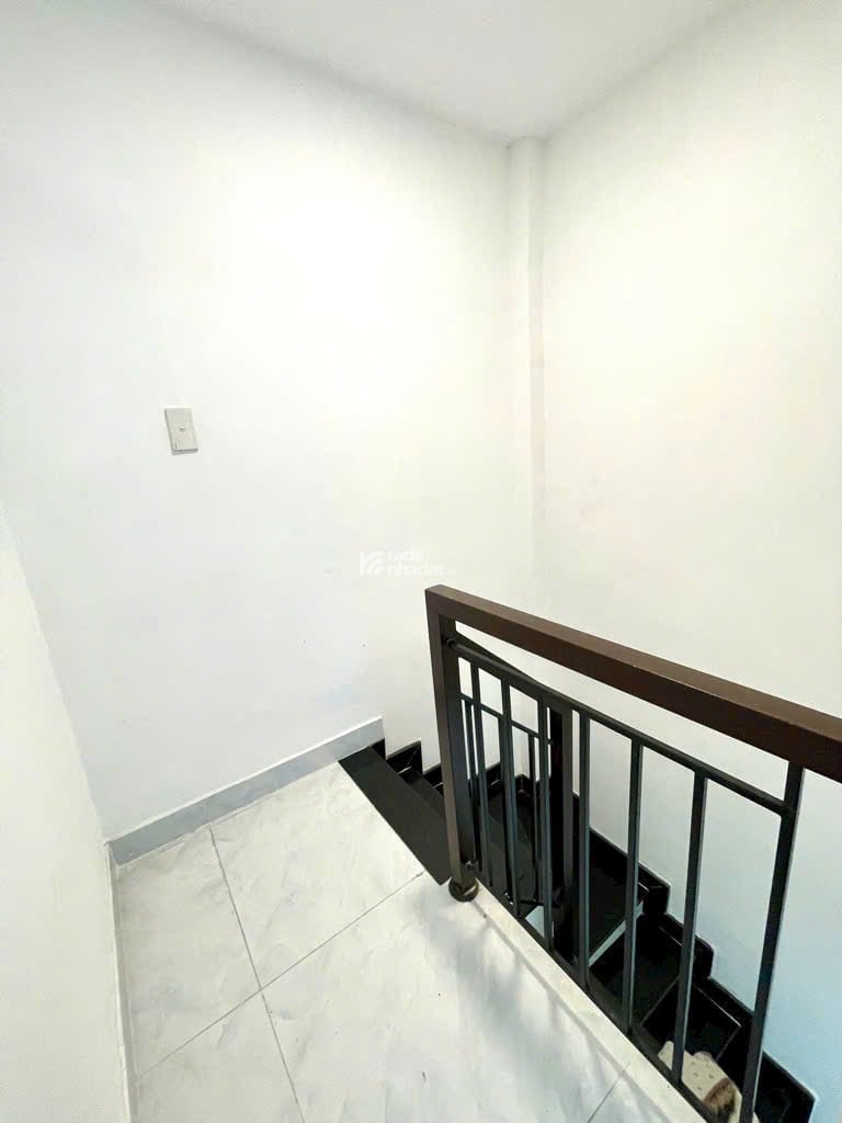 NHỎ XINH DỄ CHỐT - 2 TẦNG - 1.75 TỶ - THƯƠNG LƯỢNG 