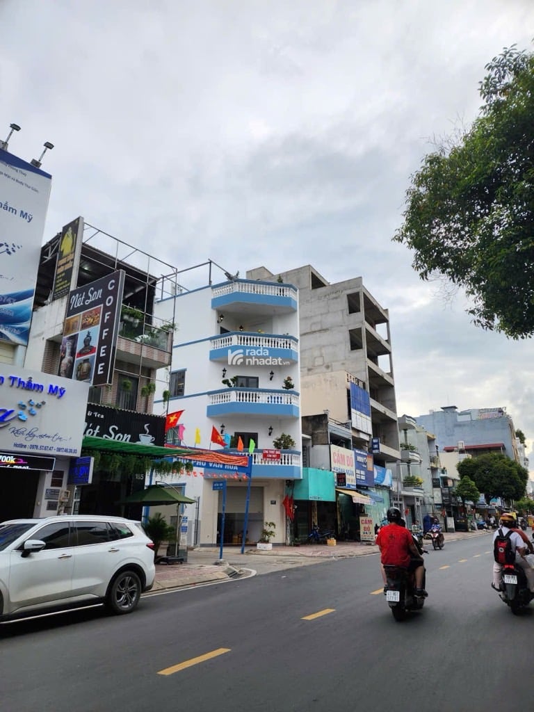 HẺM XE HƠI THÔNG GÒ DẦU TÂN QUÝ TÂN PHÚ DT: 5.2*14M- 6 TỶ 5