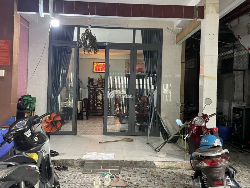 Bán nhà mặt tiền khu ADC-ngang 7m-5PN-sổ vuông-khu an ninh-dân trí cao-giá rẻ