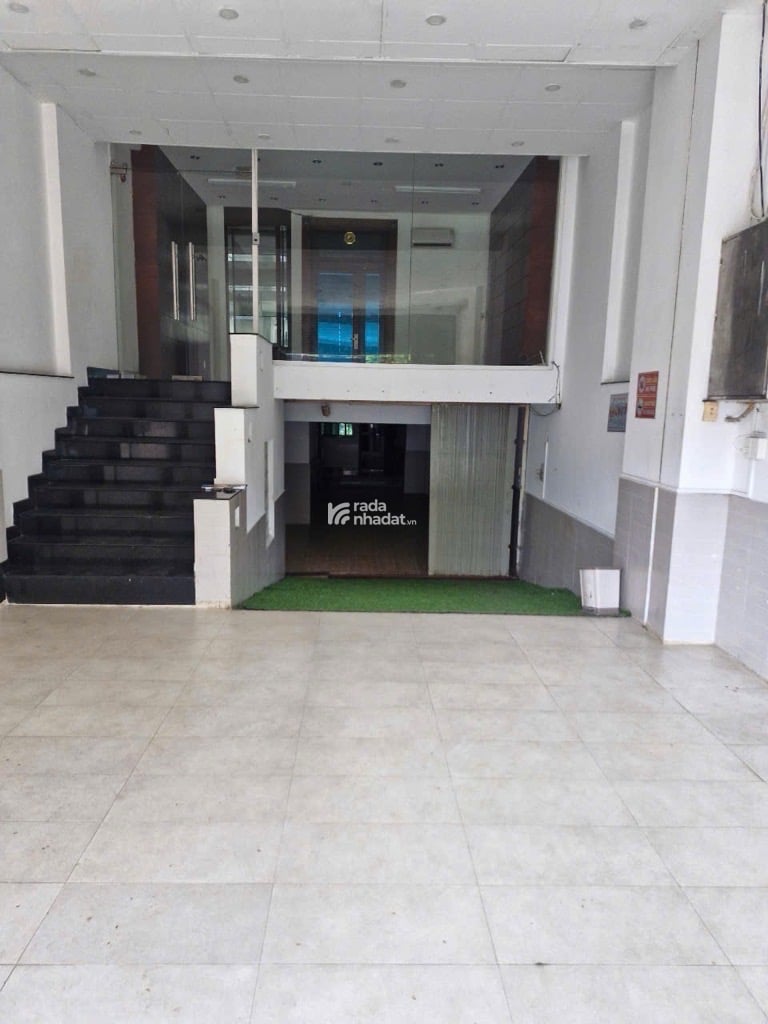 MẶT TIỀN KINH DOANH SẦM UẤT Gom HẦM 5 TẦNG