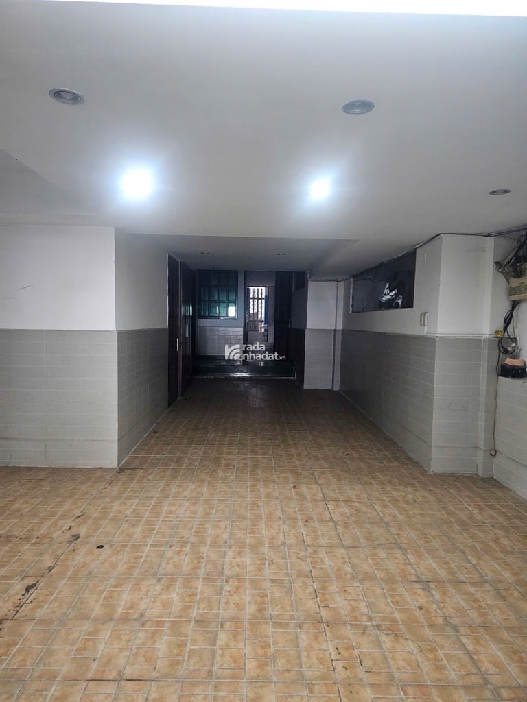 MẶT TIỀN KINH DOANH SẦM UẤT Gom HẦM 5 TẦNG