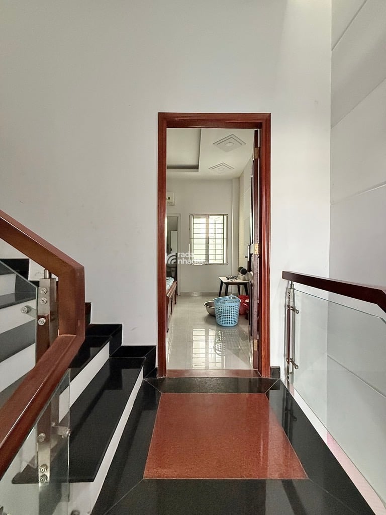 SIÊU PHẨM 5 TẦNG HẺM XE HƠI  4x15M2,  GÒ VẤP NGAY CHỢ PHẠM VĂN BẠCH CHỈ 7 TỶ XÍU