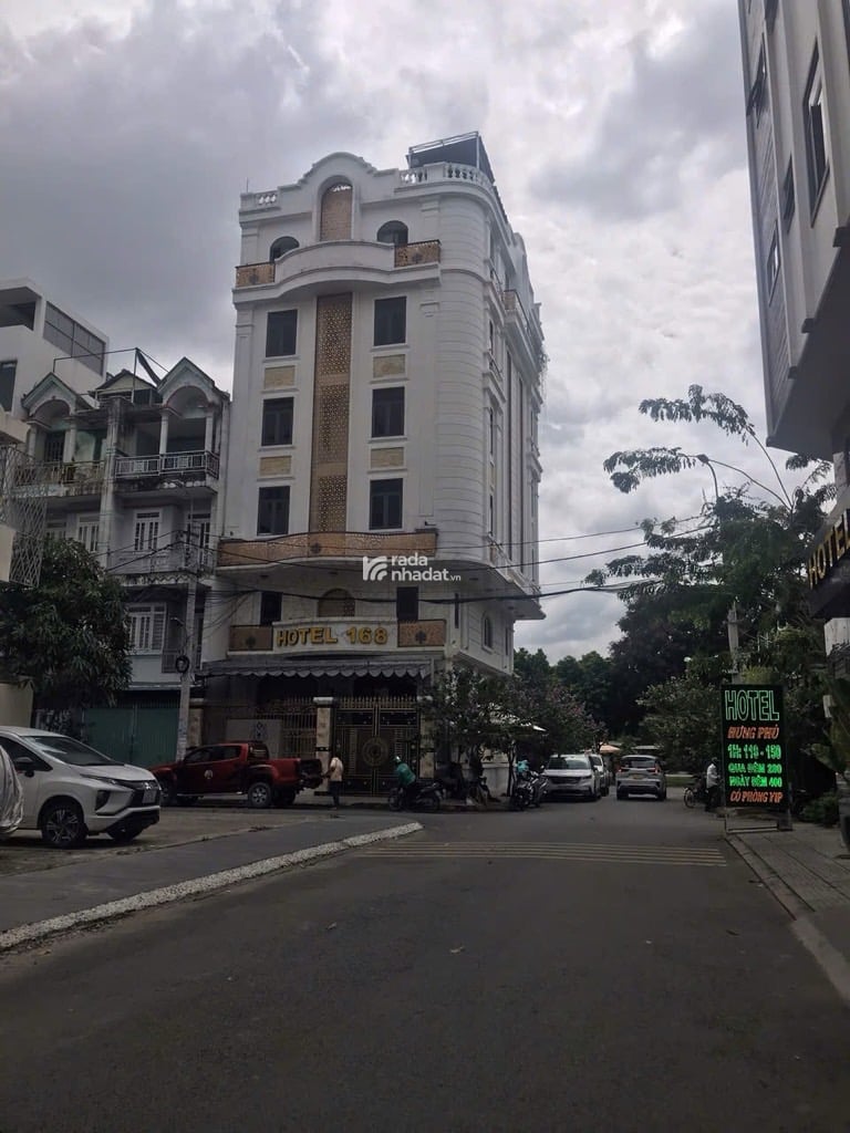  BÁN NHANH KHÁCH SẠN MẶT TIỀN VÀNH ĐAI TRONG CÓ DÒNG TIỀN THỤ ĐỘNG HÀNG THÁNG