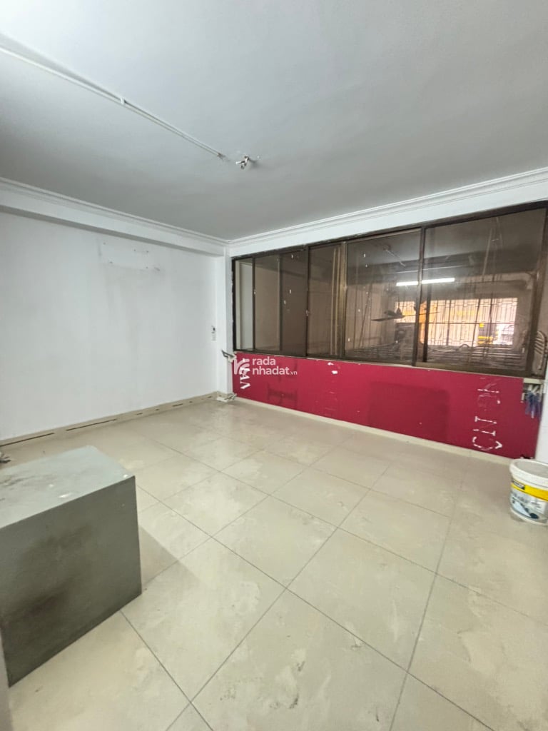 HIẾM - MẶT TIỀN và MẶT HẺM, NỞ HẬU TÀI LỘC - HOÀN CÔNG - KHU SẦM UẤT LIÊN QUẬN 