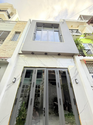 GẤP! Bán gấp nhà Đ Nguyễn Biểu, Phường 1, Quận 5. 40m2, Gần trường ĐH Sài Gòn