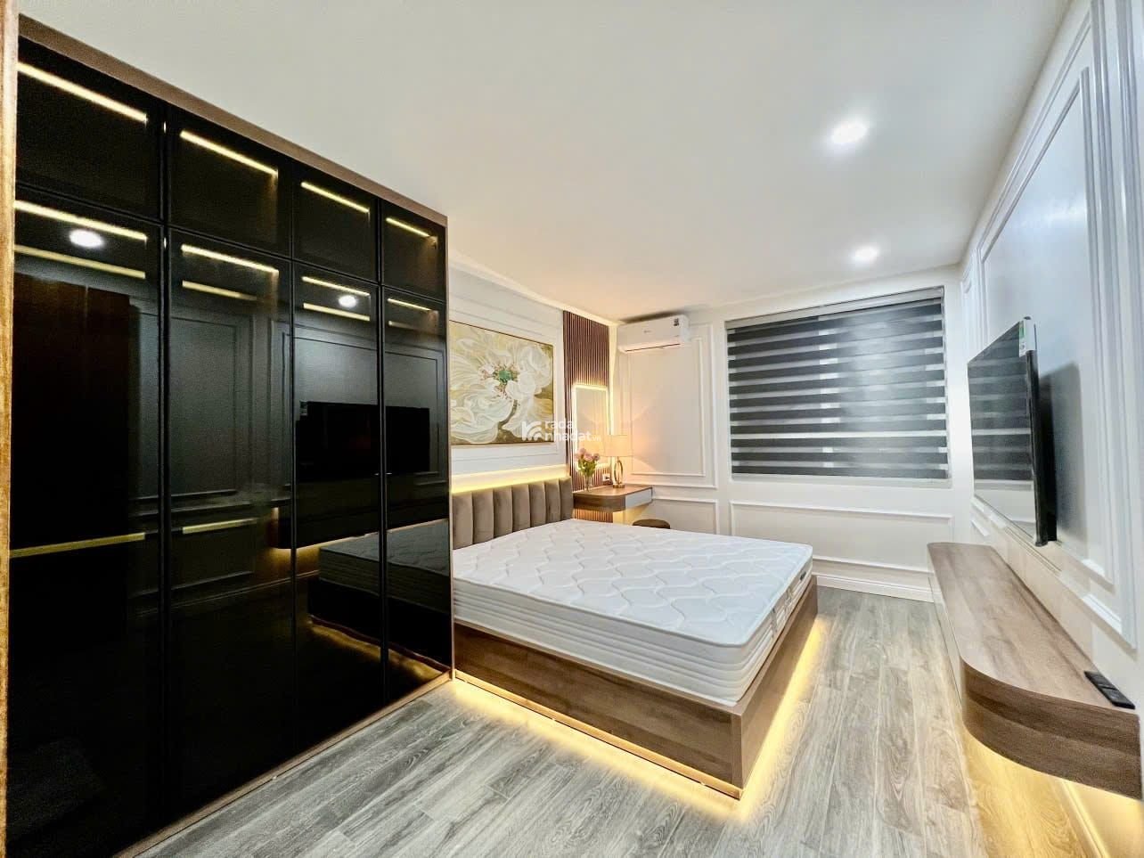 Chính chủ bán căn hộ 3 ngủ 3wc giá 11 tỷ DT 200m2, Eurowindow Multi Complex,Trần Duy Hưng, Cầu Giấy