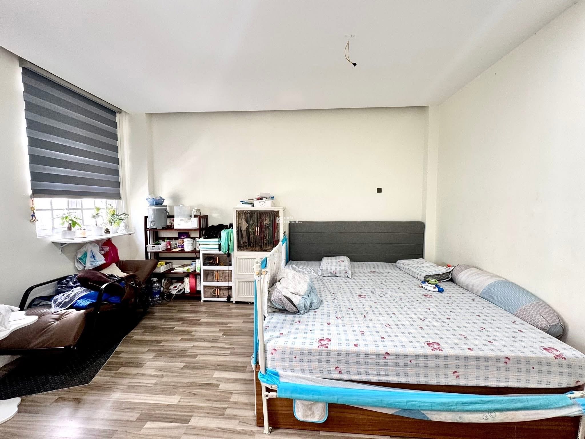 SIÊU PHẨM 5 TẦNG FULL NỘI THẤT - HXH - NGUYỄN CÔNG HOAN - PHAN XÍCH LONG - DTCN:160M2 - NHỈNH 8 TỶ