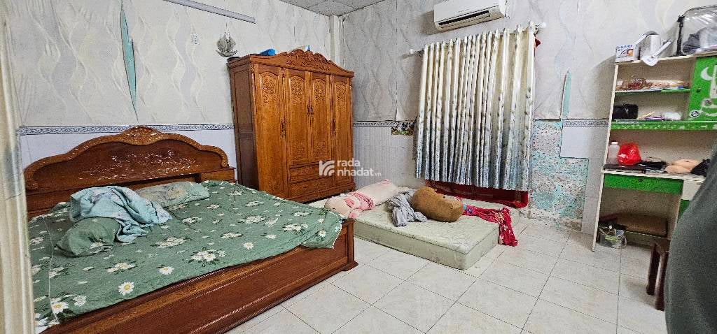 BÁN NHÀ KẾ CHỢ HỒ HỌC LÃM 100M2 NGANG 6M 5.X TỶ GẦN VÕ VĂN KIỆT BÌNH TÂN 