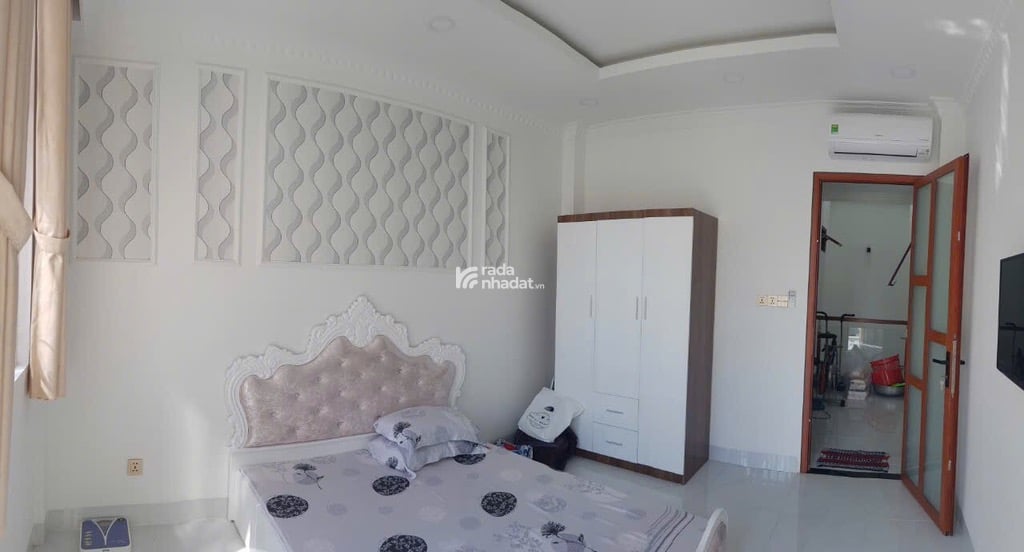 BÁN VILLA LÊ VĂN QUỚI BÌNH TÂN 90M2 8 TỶ 4 TẦNG NỘI THẤT ĐỨC SANG TRỌNG 
