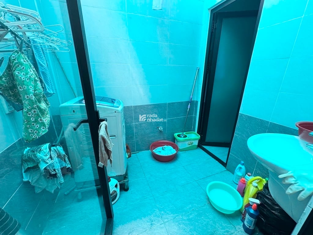 GẦN GA METRO, SÂN BAY - GẦN 70M2 (4x17) - 3 TẦNG, 3 PN69m2 ( 4m x 17m ).