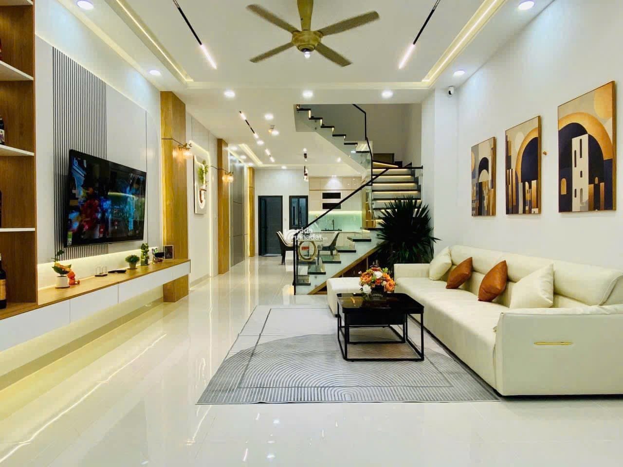 Cắt lỗ bán gấp nhà 60m2, Nguyễn Thượng Hiền, P5, Bình Thạnh. Cho thuê 16tr/tháng