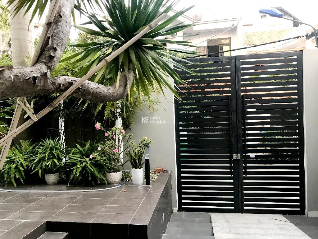 NHỈNH 100 TỶ - BIỆT THỰ ĐẲNG CẤP XUÂN THỦY - THẢO ĐIỀN - QUẬN 2 - NGAYPHỐ ĐI BỘ THẢO ĐIỀN - 3 TẦNG