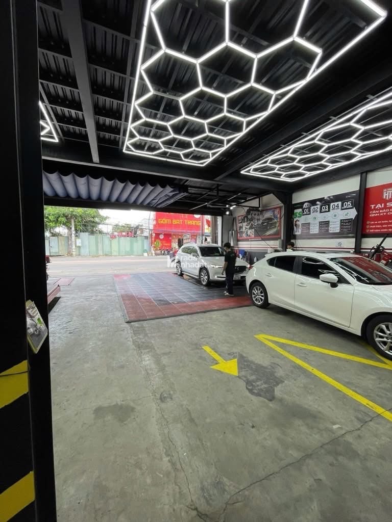 KHU VỰC HIẾM NHÀ BÁN ĐƯỜNG TRƯỚC NHÀ 20M PHÙ HỢP MỞ CTY 