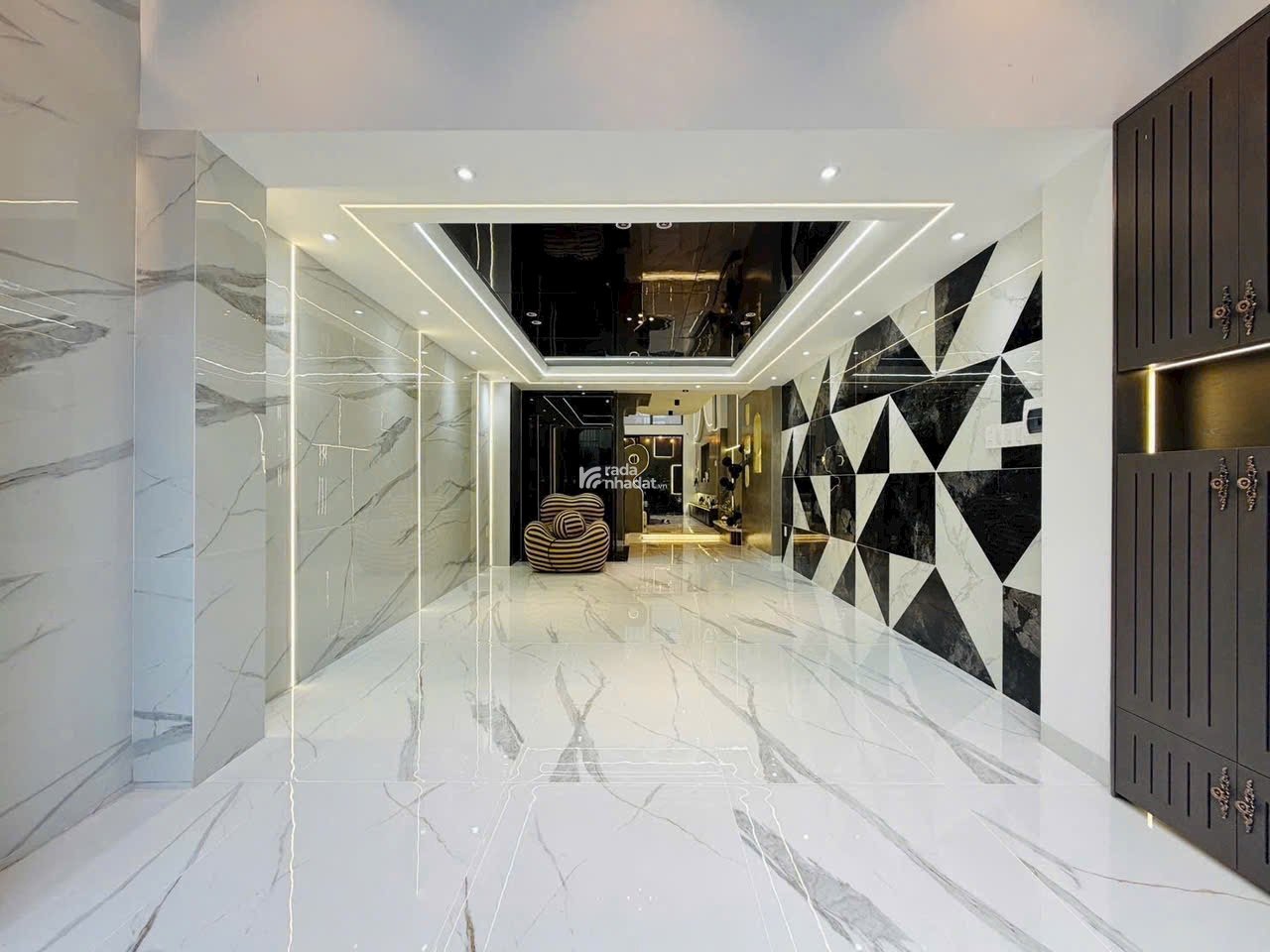 Chủ kẹt nên bán gấp nhà diện tích 66,6m2 giá 3tỷ8 đường Lê Văn Việt Phường Long Thạnh Mỹ Thủ Đức