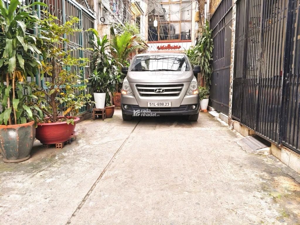 SÁT MT BÙI THỊ XUÂN, TÂN BÌNH, 20M2 TIỆN XÂY MỚI. GIẢM 350TR CHỈ 3T 