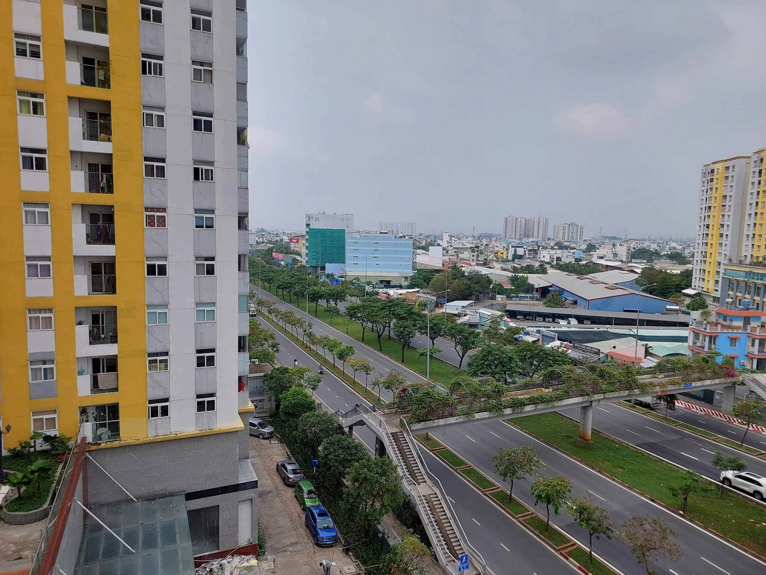 Cho thuê căn hộ 93 m2 City Gate Tower Quận 8, full nội thất, 3PN, 2WC, giá 11 triệu