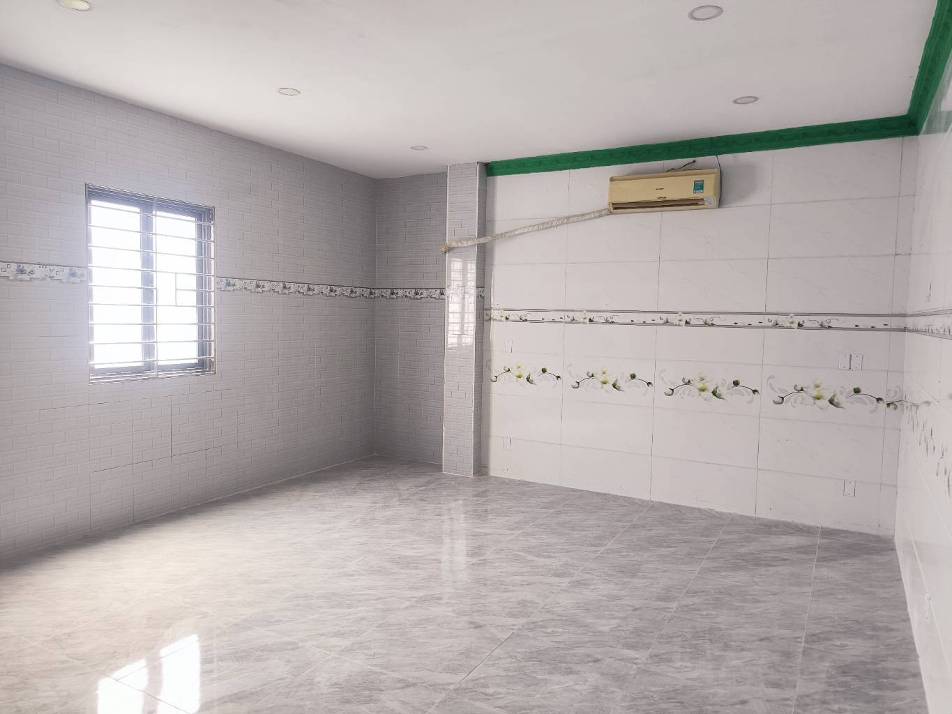 HẺM XE TẢI VI VU KHAI THÁC DÒNG TIỀN CỰC TỐT GẦN KHA VẠN CÂN 7X20 3 TẦNG CHỈ 9,8TỶ