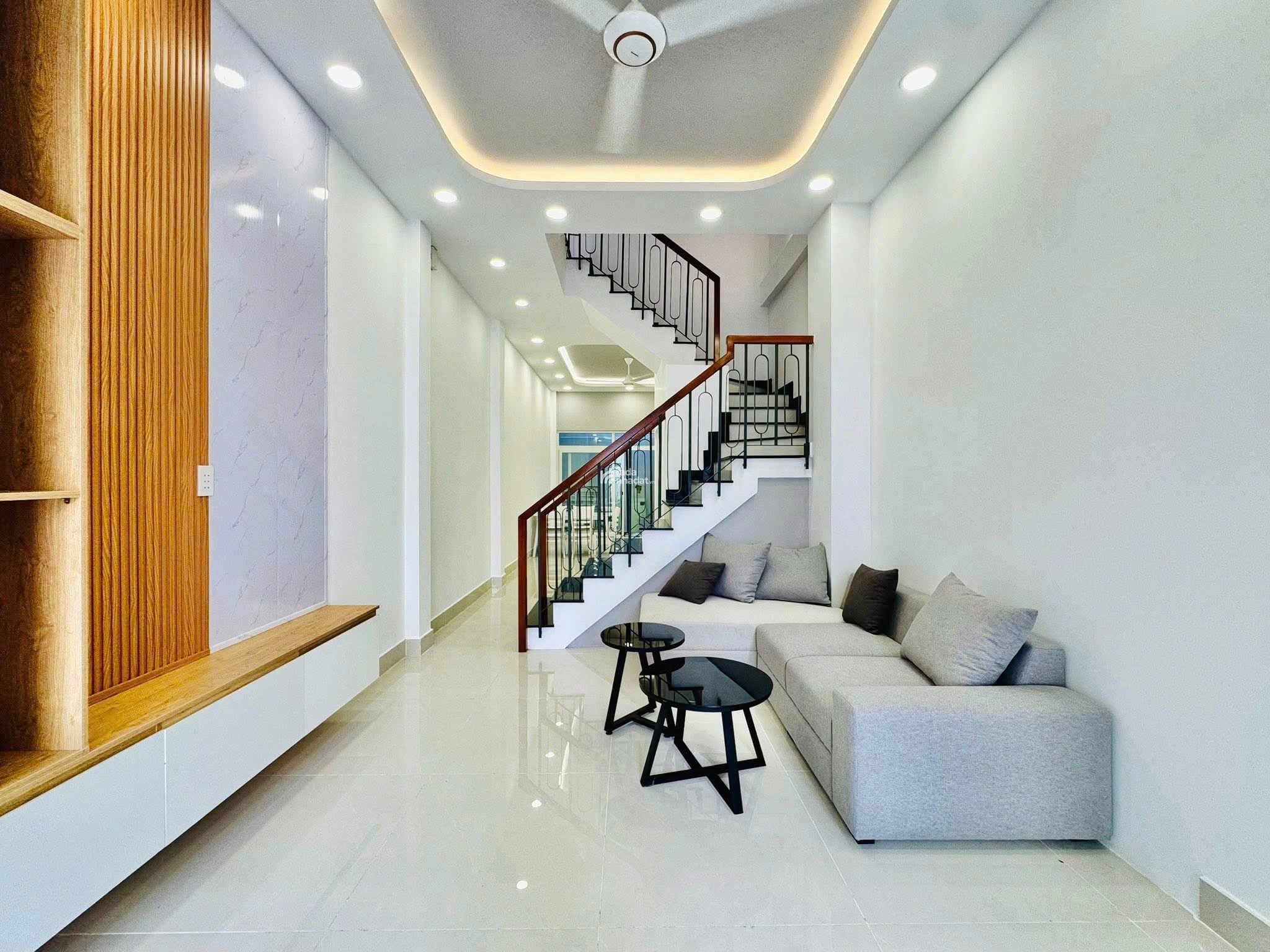 Bán nhà HXH mới toanh 2 tầng 56,6m2, Đỗ Thúc Tịnh, Gò Vấp, Giá 4 tỷ 570 tr TL/ SHR Sang tên ngay