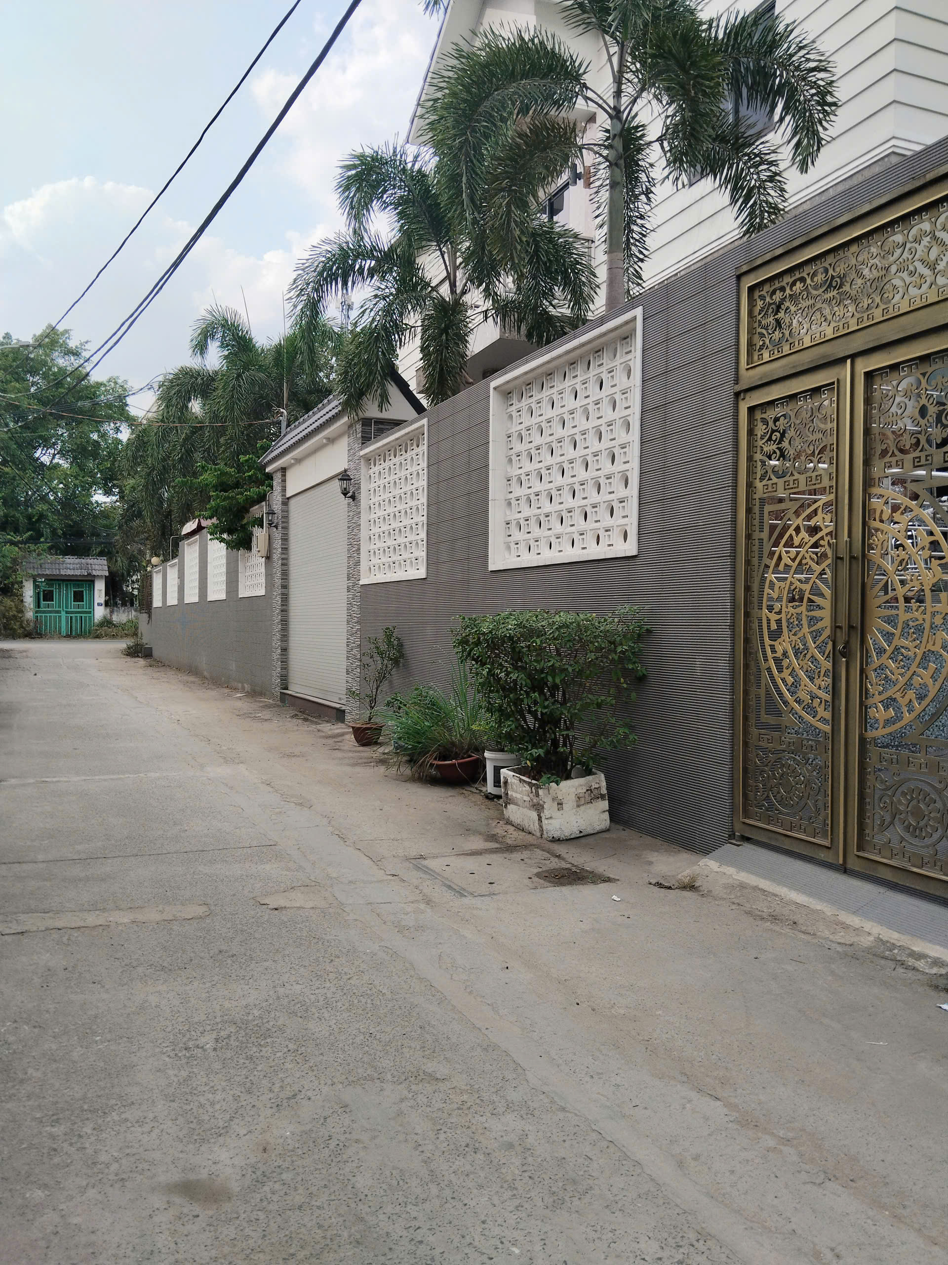 Bán Nhà Mới 3 Tầng Bưng Ông Thoàn - Vòng Xoay Phú Hữu. Giá Nhỉnh 5 Tỷ
