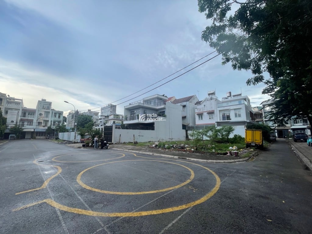 BÁN ĐẤT LÔ GÓC 7X25M 176M2 TÊN LỬA 19.X TỶ ĐỐI DIỆN CÔNG VIÊN BÌNH TÂN