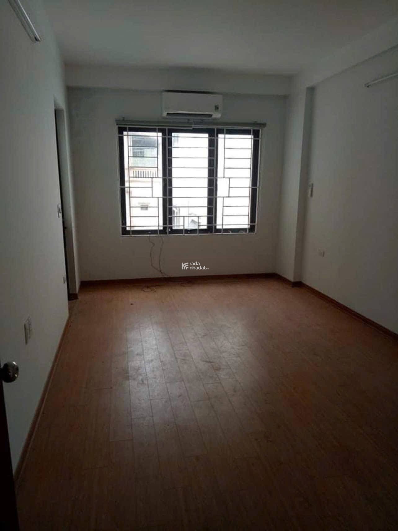 Cho thuê căn hộ khép kín ở Minh Khai - 50m2 - 2 ngủ - 1vs - ban công - giá 6.5 triệu /tháng.