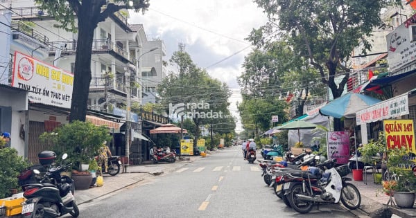 BÁN NHÀ MẶT TIỀN - 80m2 - NGANG GẦN 5m - 3 TẦNG , 4PN - ĐÀO CAM MỘC QUẬN 8