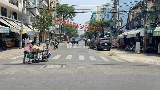 Bán nhà Mặt tiền Châu Văn Liêm, P10, Quận 5. DT : 160m2. Giá 53 tỷ(TL