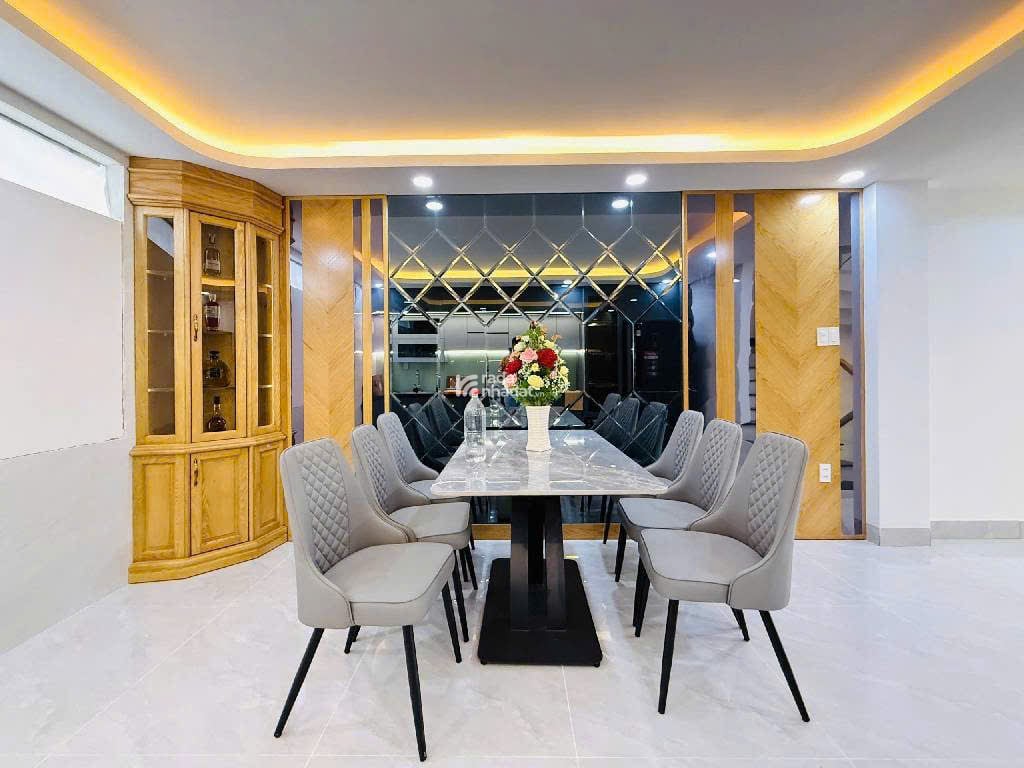 Gần mặt tiền Nguyễn Văn Khối Hạnh Thông (P9) Gò Vấp Hẻm xe hơi 4x16m 5 tầng Giá 10.2Tỷ