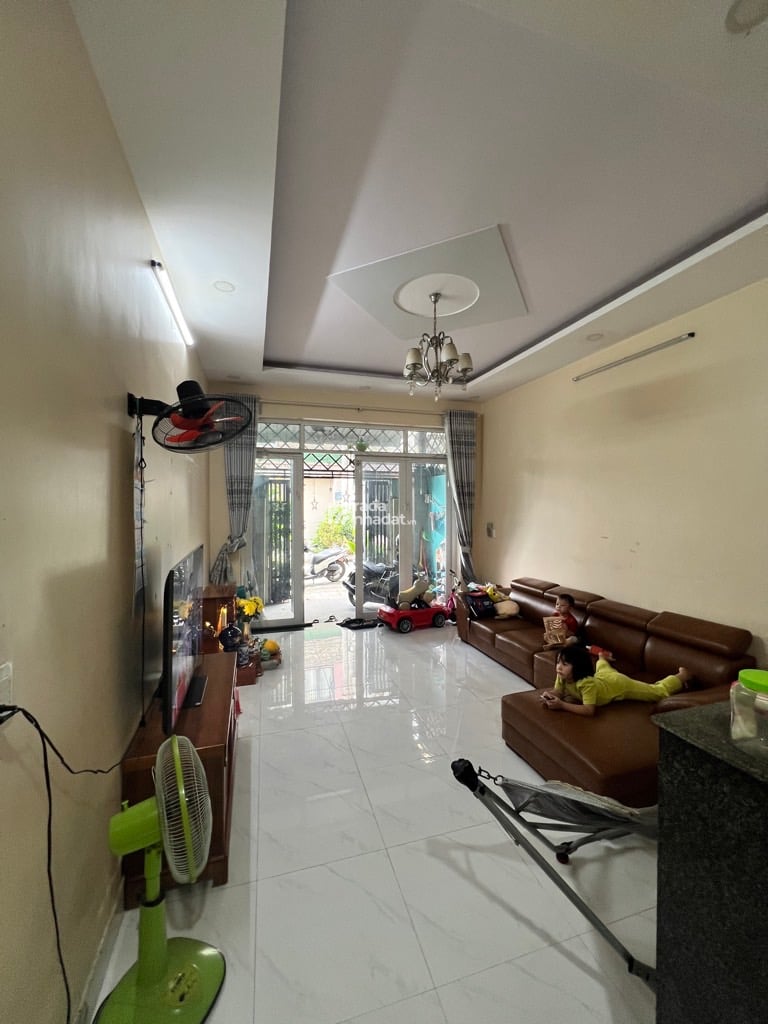 KHU VIP LÒ LU HXH 4 TẦNG SÁT MT 6.XTỶ CẠNH CC ELY SIAN Q9