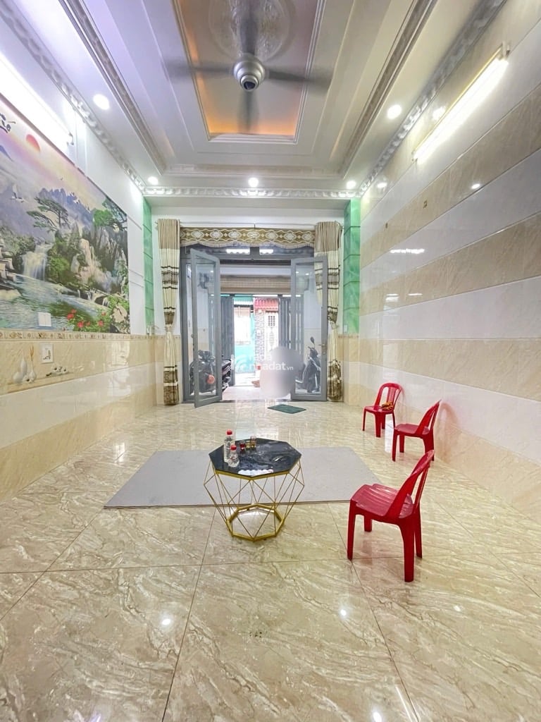  Ngang 4.2m dài 18m, công nhận đủ 70m2.  Vị trí gần Ngã tư Bốn Xã, Ao Đôi, giáp Tân Phú. 