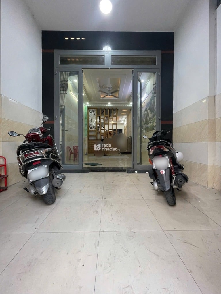  Ngang 4.2m dài 18m, công nhận đủ 70m2.  Vị trí gần Ngã tư Bốn Xã, Ao Đôi, giáp Tân Phú. 