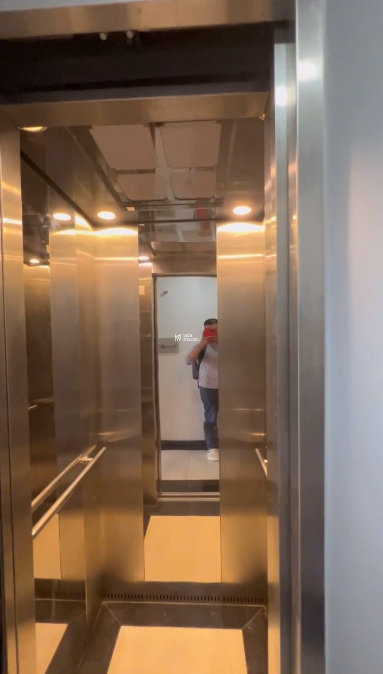 Bán nhà HXH Trần Quang Diệu, P14, Q3, 4x17 , có nở hậu, thang máy-17.5 tỷ TL