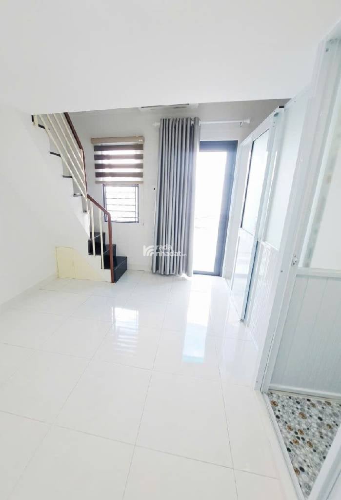 GIÁ RẺ ĐỖ NHUẬN, TÂN PHÚ, CHUẨN 2 TẦNG HIẾM CÓ. GIẢM 550TR CHỈ CÒN 2T TL TỐT