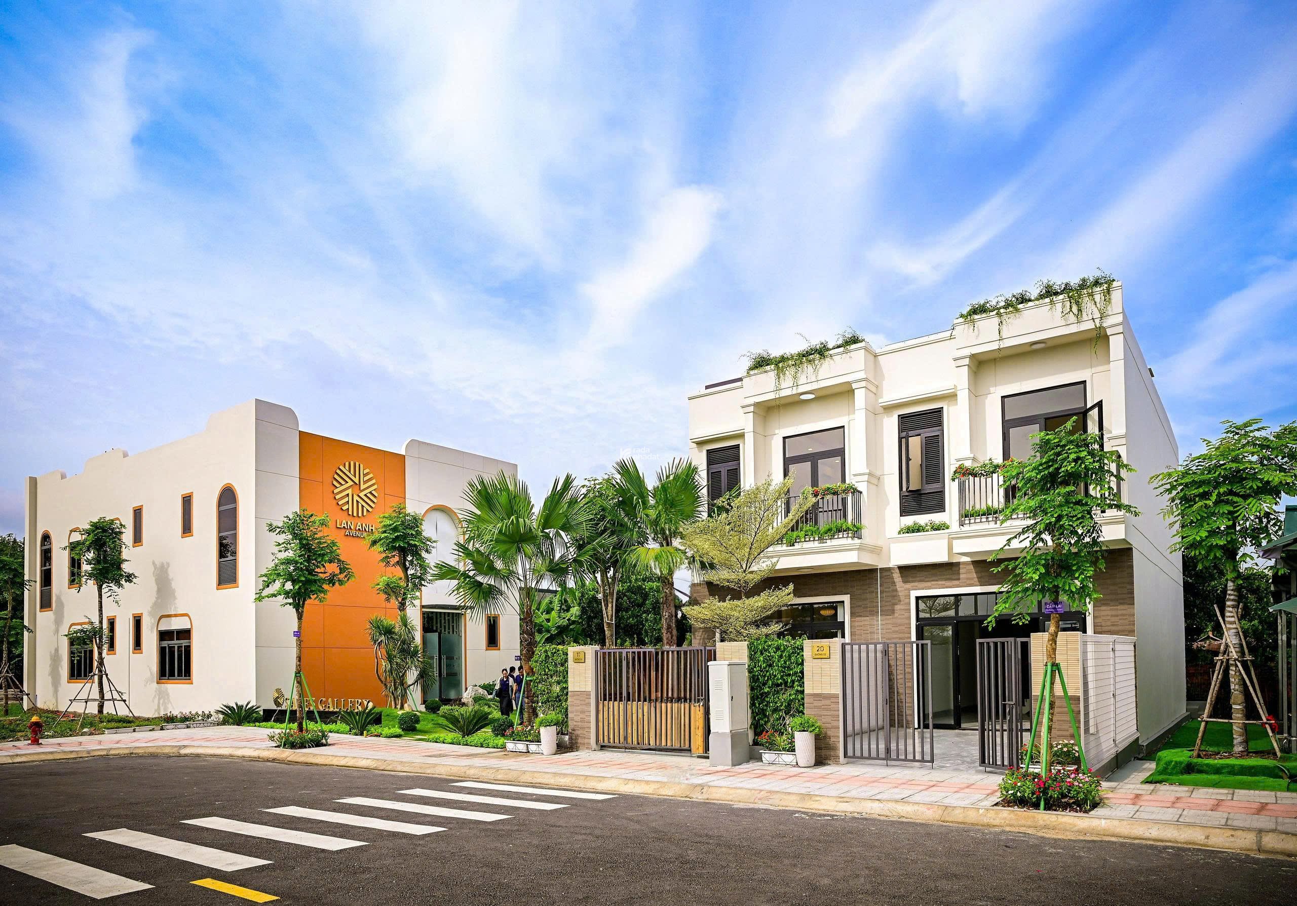 NHÀ PHỐ SỔ HỒNG TRAO TAY KHU COMPOUND ĐẦU TIÊN TẠI VSIP 3