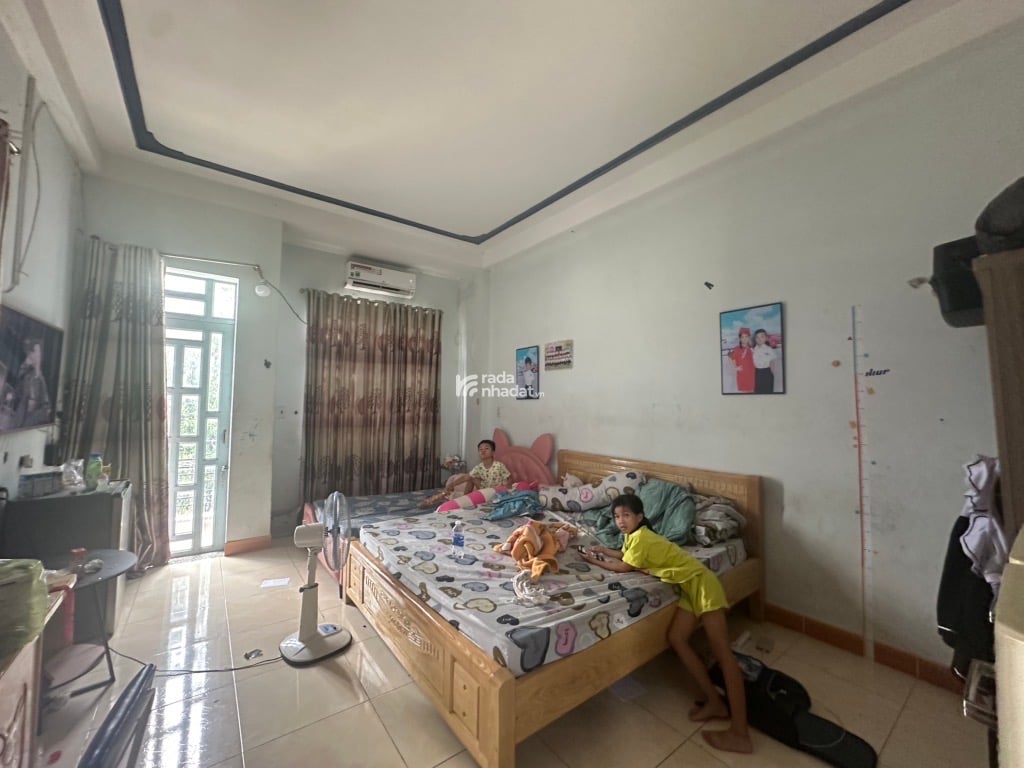 bán nhà gần gò xoài bình hưng hoà a