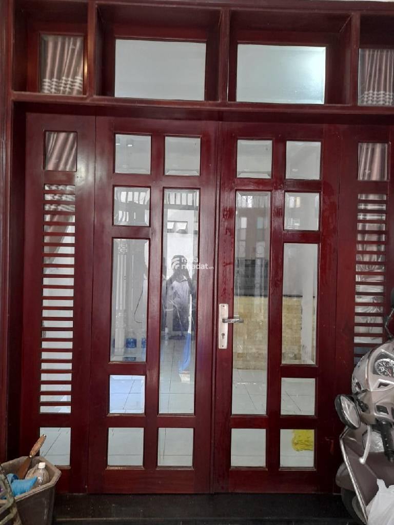 Bán gấp nhà phố 5 Tầng BTCT CMT8 Q3 Gần Metro, CV Lê Thị Riêng, Giá chỉ 3,9 tỷ