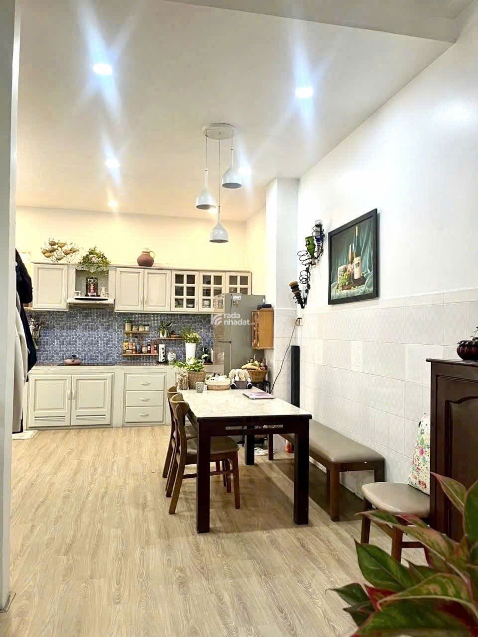 PHÚ NHUẬN - 80m2 - 12.2 TỶ - NGANG KHỦNG 6.1m - ĐANG CHO CTY THUÊ DÒNG TIỀN ỔN ĐỊNH