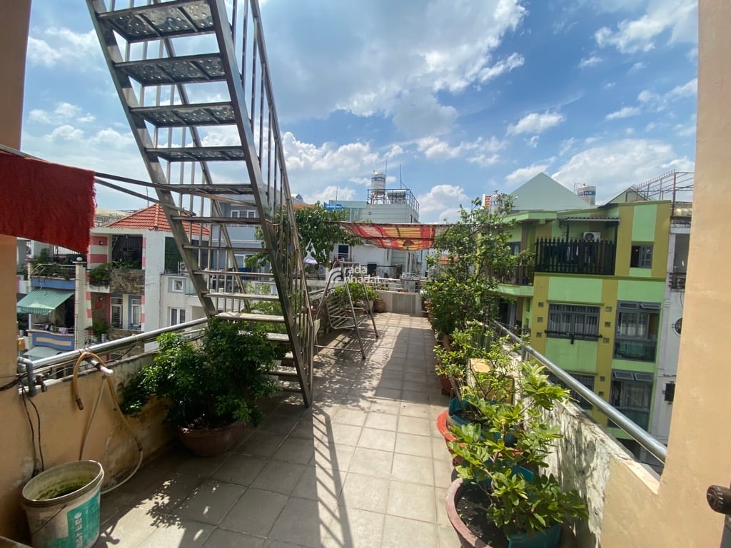 HXH PHAN ĐÌNH PHÙNG, PHÚ NHUẬN, 65M2 TIỆN XÂY MỚI. GIẢM 2T CHỈ CÒN 10.5T TL 